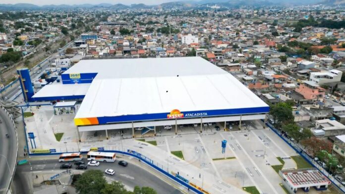 asaí abre 236 vagas em Santa Cruz. filial vista do alto.