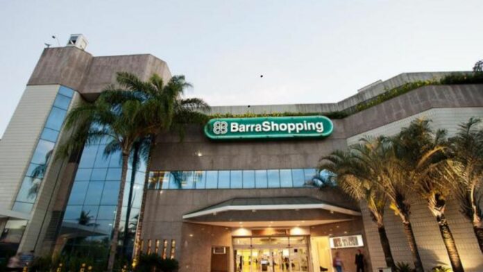 Fachada do Barra Shopping. vaga no barra shopping